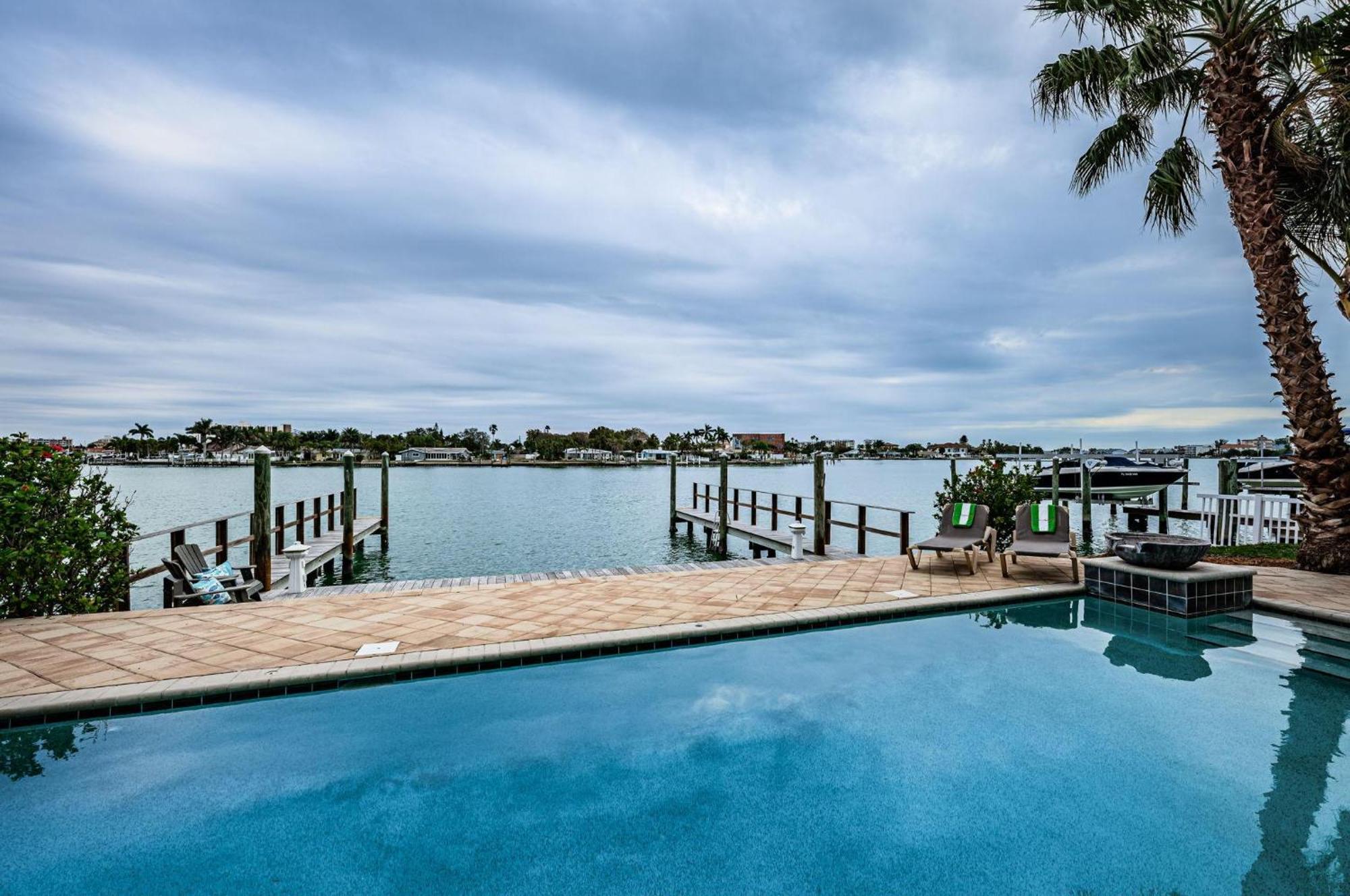 Treasure Trove Buccaneer | Waterfront With A Pool Villa St. Pete Beach Exterior photo