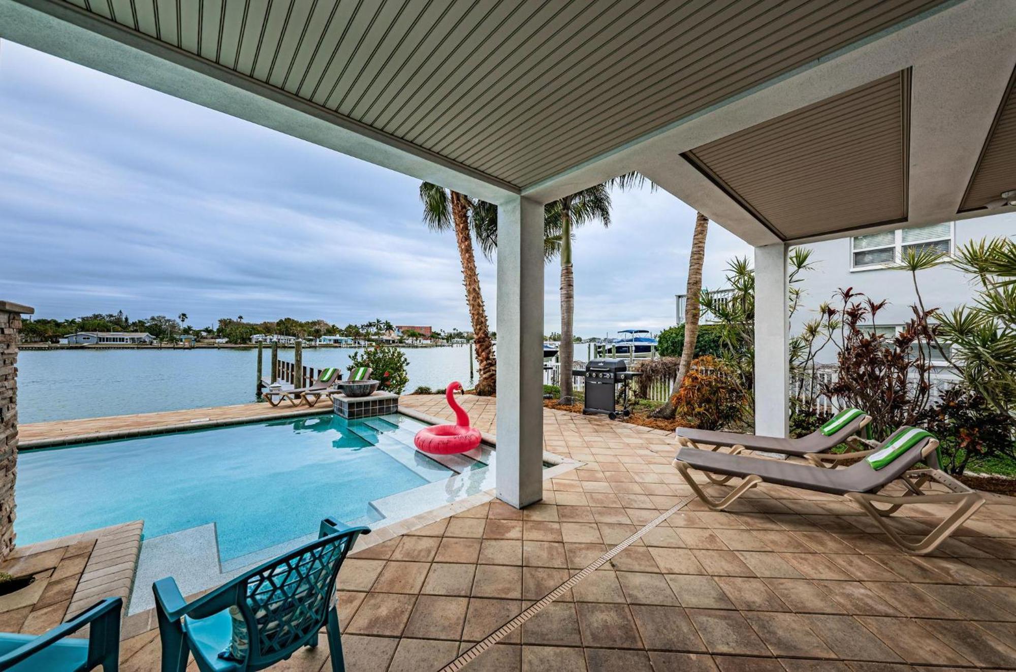 Treasure Trove Buccaneer | Waterfront With A Pool Villa St. Pete Beach Exterior photo