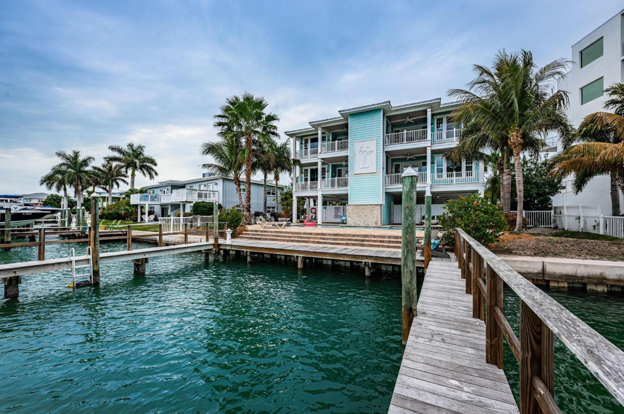 Treasure Trove Buccaneer | Waterfront With A Pool Villa St. Pete Beach Exterior photo